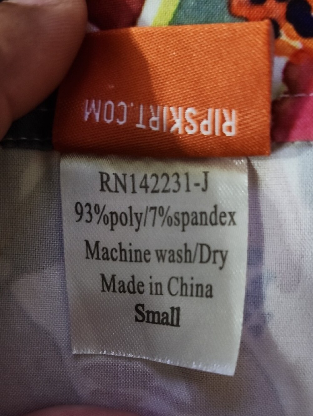 RipSkirt Hawaii Wrap Skirt Sz S Wildflower Watercolor Floral Pocket Quick Dry - Picture 3 of 11